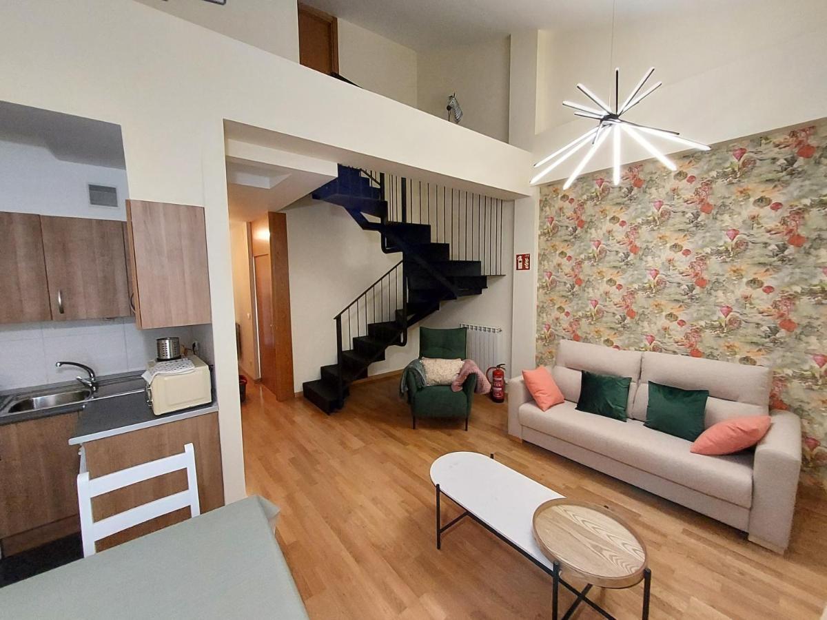 Irimo Apartment Тудела Екстериор снимка