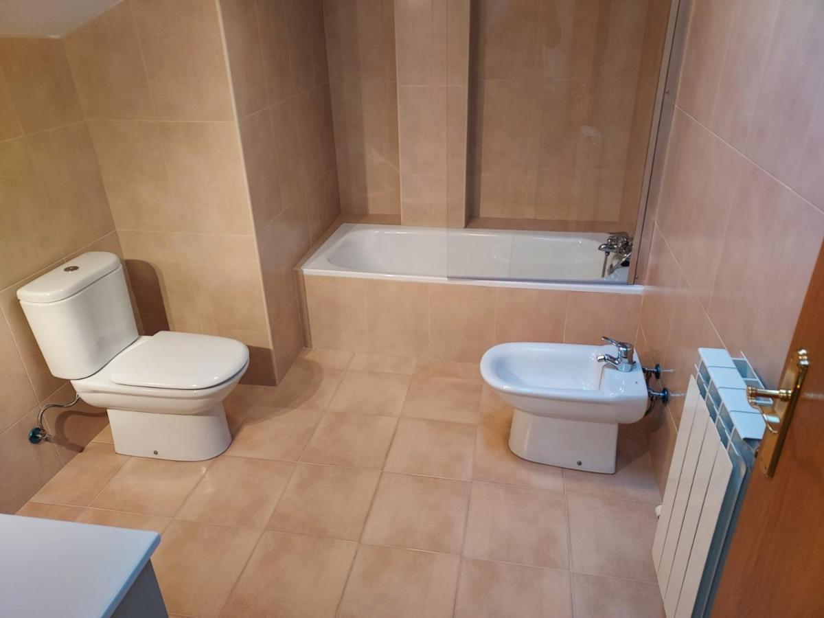 Irimo Apartment Тудела Екстериор снимка