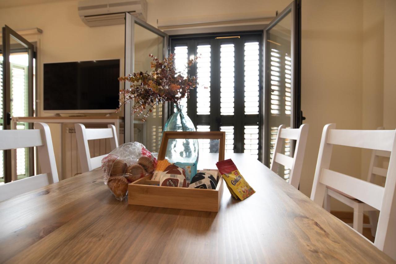 Irimo Apartment Тудела Екстериор снимка