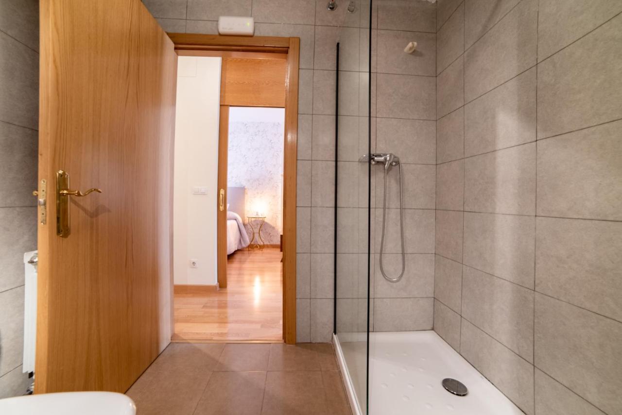 Irimo Apartment Тудела Екстериор снимка